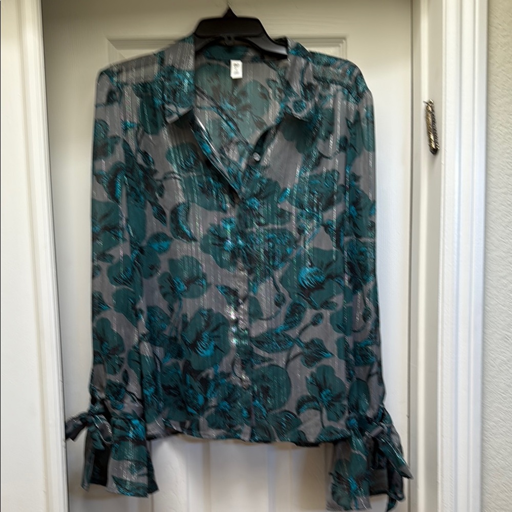 Elegant Floral Women's Top in Teal and Gray